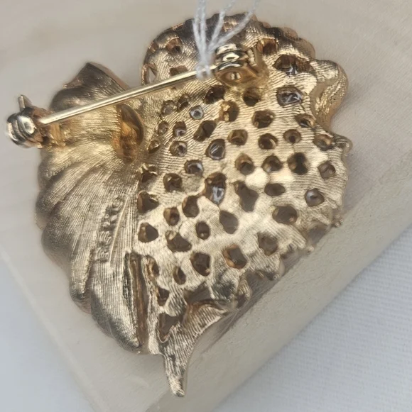 Vintage BSK Ginko Leaf Gold Tone Amber Rhinestone Brooch Leaf Two Tone Brown - Picture 7 of 10
